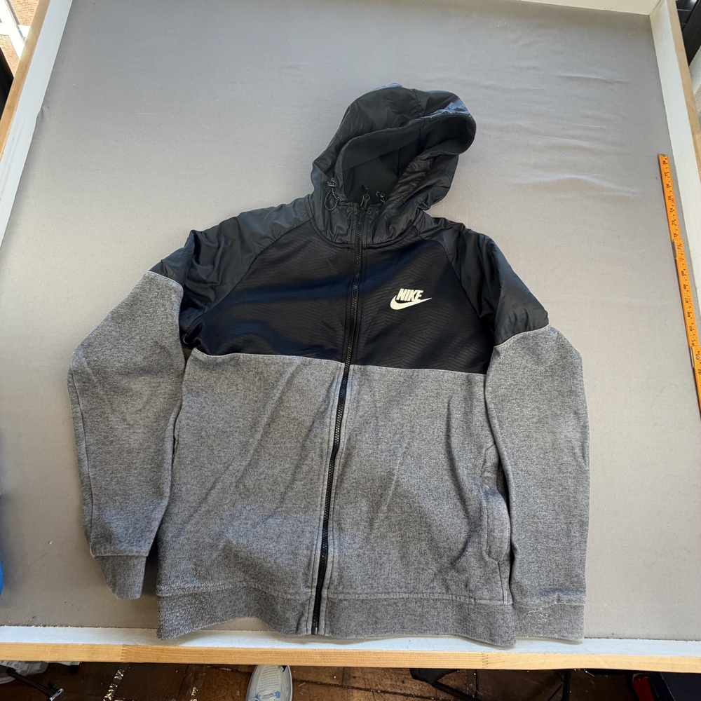 Nike Hoodie Sweatshirt Mens Medium Gray Black Full Zip Fleece Logo 863773-071
